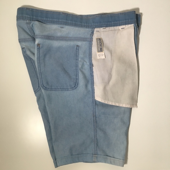 Mens Vintage Levis Shorts - Picture 4 of 8